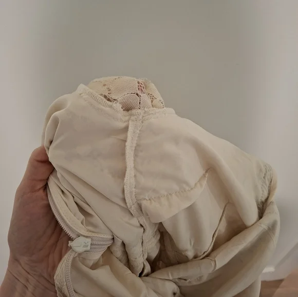 Little Mistress Women's Cream & Black Lace Midi Dress (Size US 2) - Picture 8 of 9